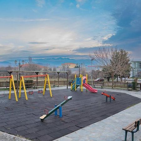 Frida'S Home For 2 In Kozani Bagian luar foto