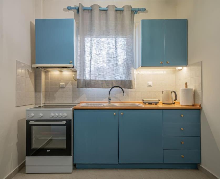 Frida'S Home For 2 In Kozani Bagian luar foto